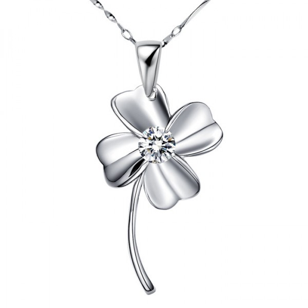Sterling Silver Fourleaf Clover Pendant Necklace on Luulla Sterling Silver Fourleaf Clover Pendant Necklace on Luulla